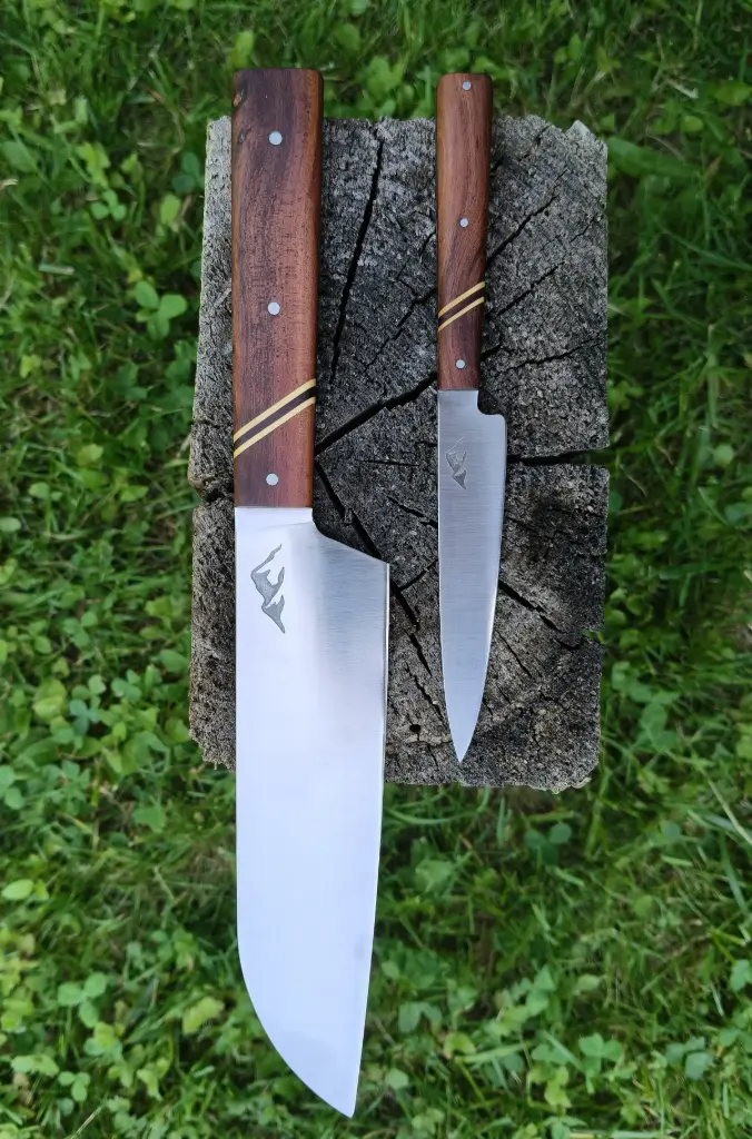 Santoku – assemblage croix genévrier